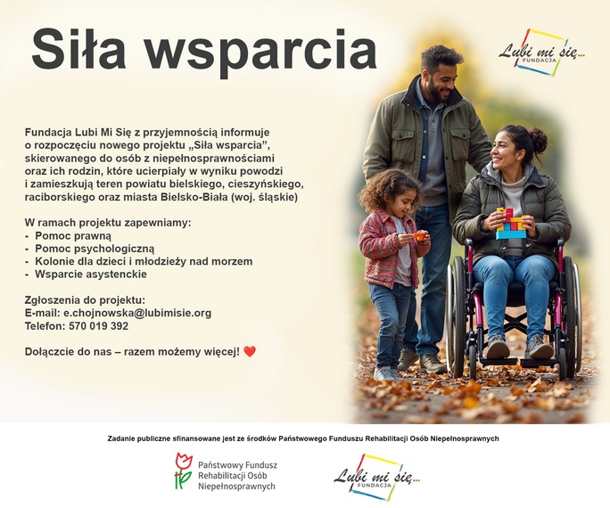 zdjęcie rodziny i osoby na wózku inwalidzkim